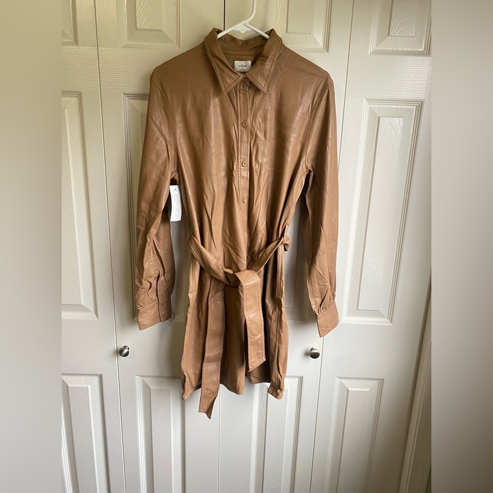 NWT Aritzia Wilfred Caroline Belted Vegan Leather shirt dress - Picture 5 of 11